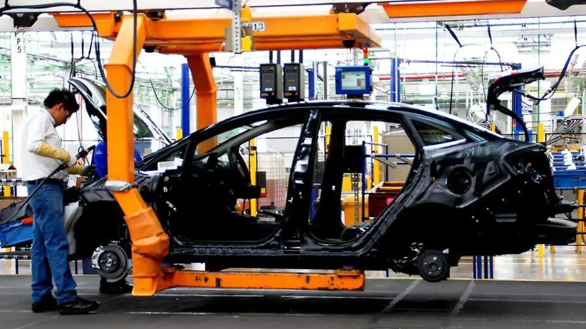 ford-produjo-autos-el-ano