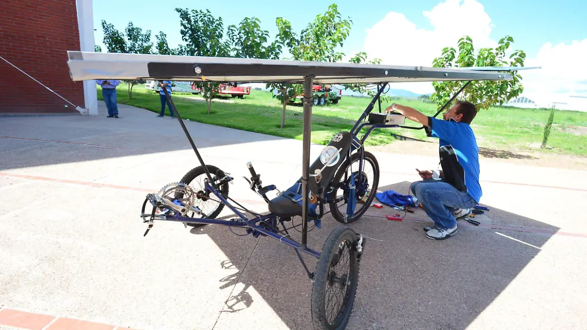 carro equipo de tec dee mty  (4)