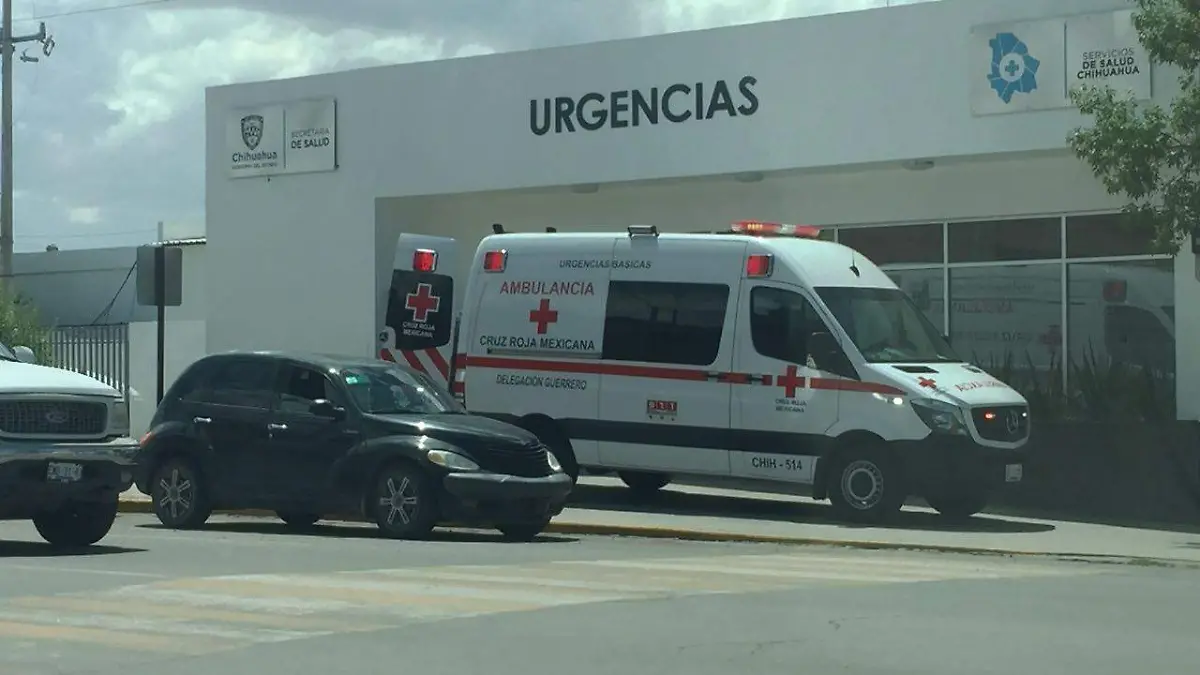 Murió en quirófano mientras lo atendían
