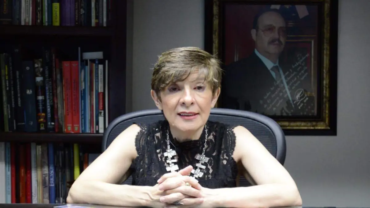 Directora G BURCIAGA