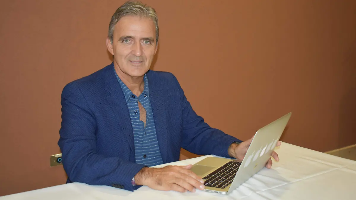 Ing. Armando Novoa (2)