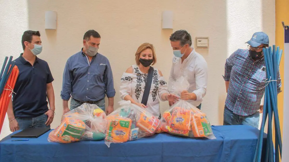 entrega de apoyos