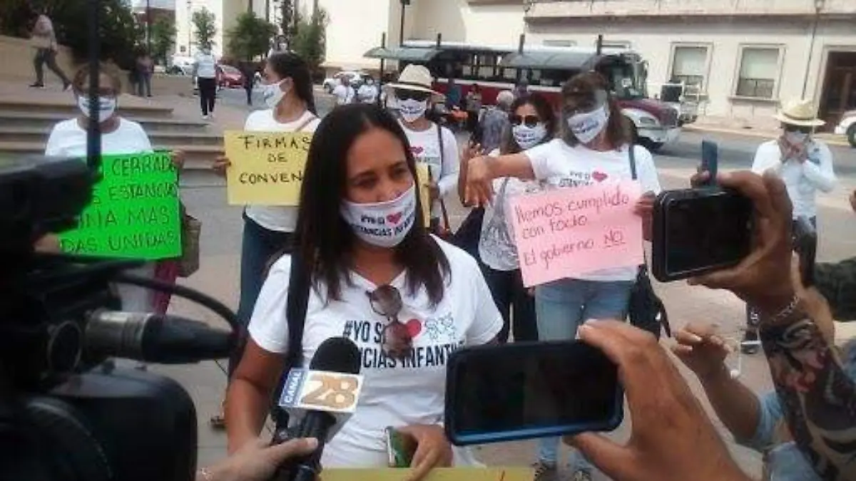 manifestacion plaza de armas