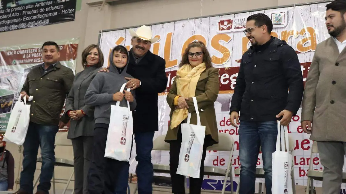 1 Han beneficiado a más de 7 mil estudiantes con útiles escolares FOTO MUNICIPIO DE CUAUHTÉMOC