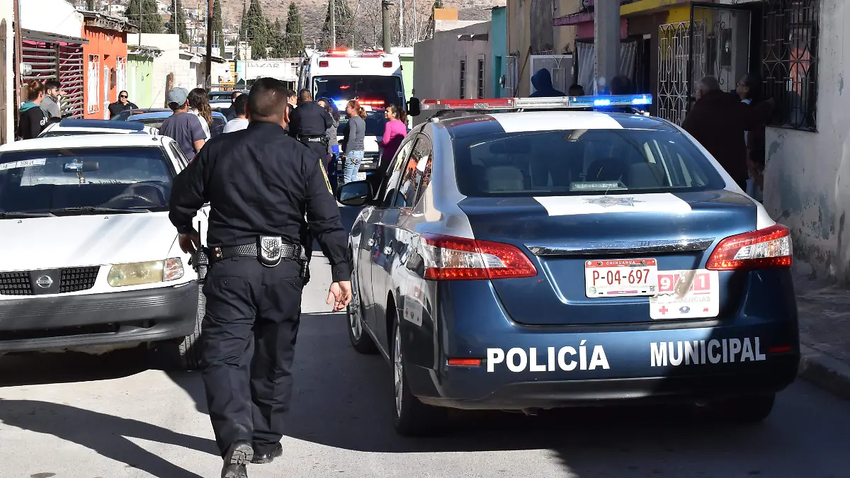 MENOR SE INTENTA SUICIDAR  (4)