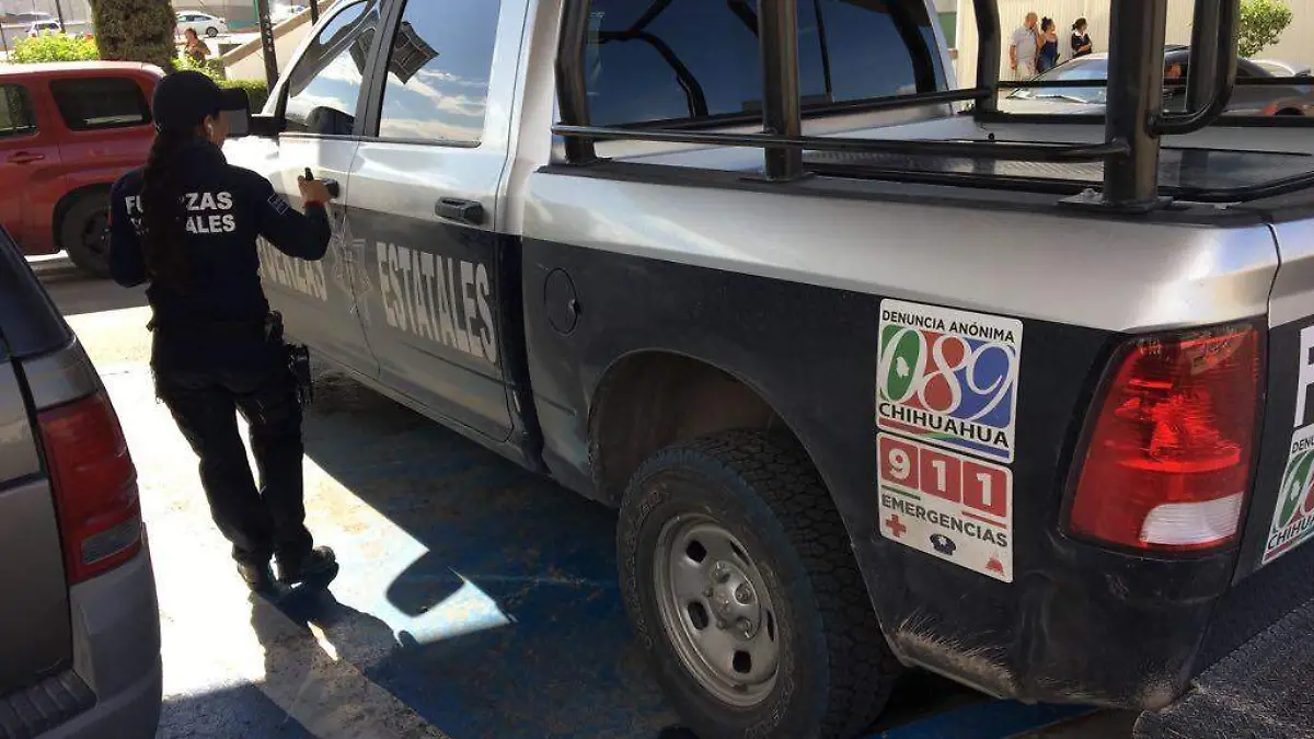 agente mal estacionado
