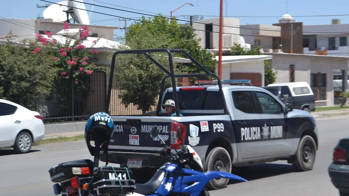 POL-sujeto intento robar vehiculos
