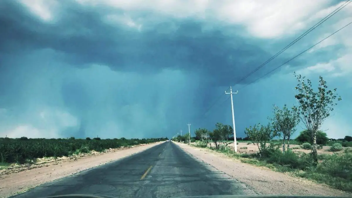 E-Tormenta en Lázaro Cardenas y la Regina, no afectó