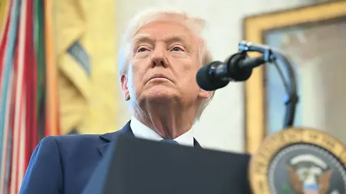Donald Trump (9)