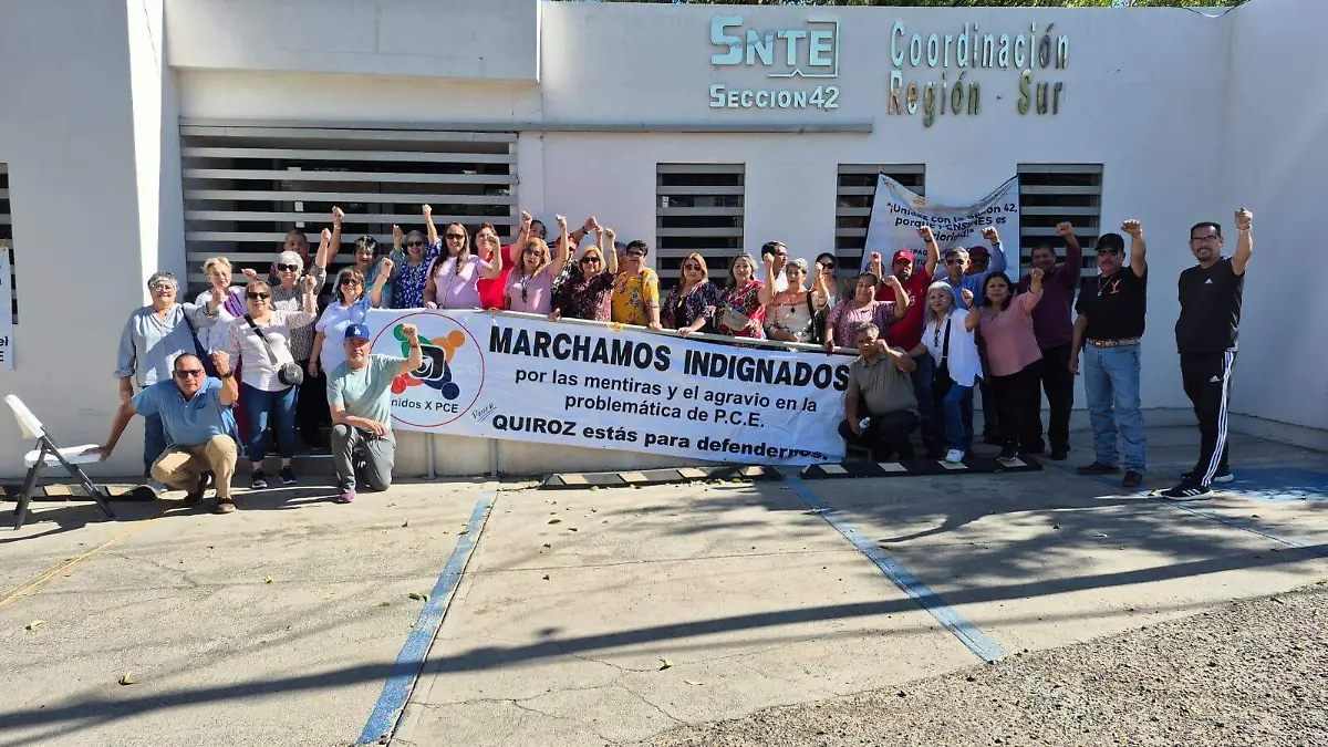 MAESTROS CORTESÍA SANTIAGO FLORES