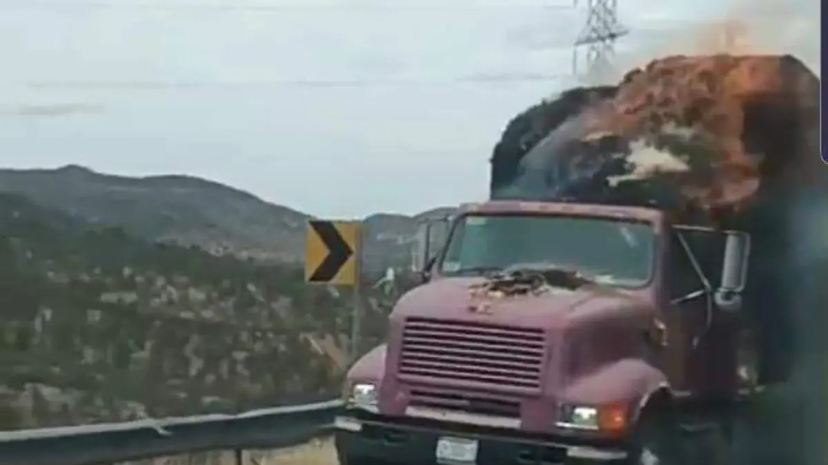 camión en llamas