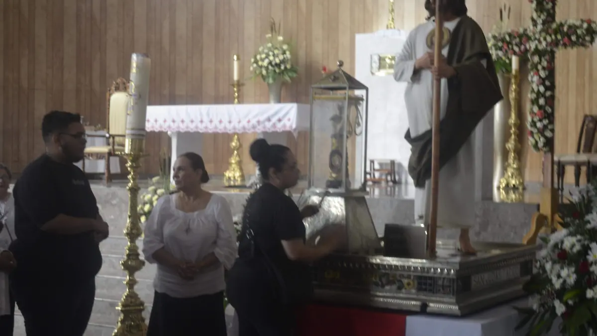27 MAYO Reliquia (15)