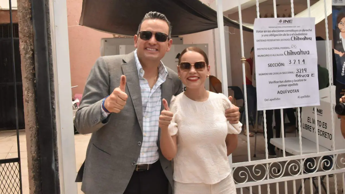 Marco Bonilla y Karina Olivas voto elecciones