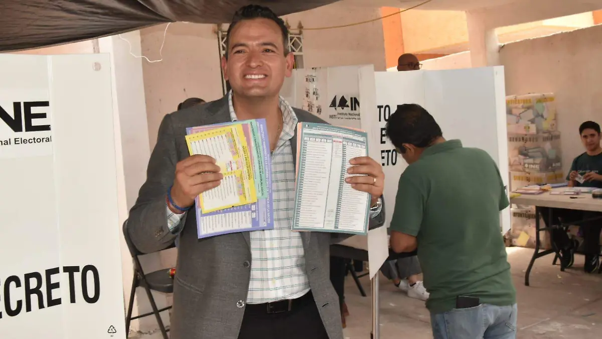 Alcalde Marco Bonilla voto elecciones judiciales