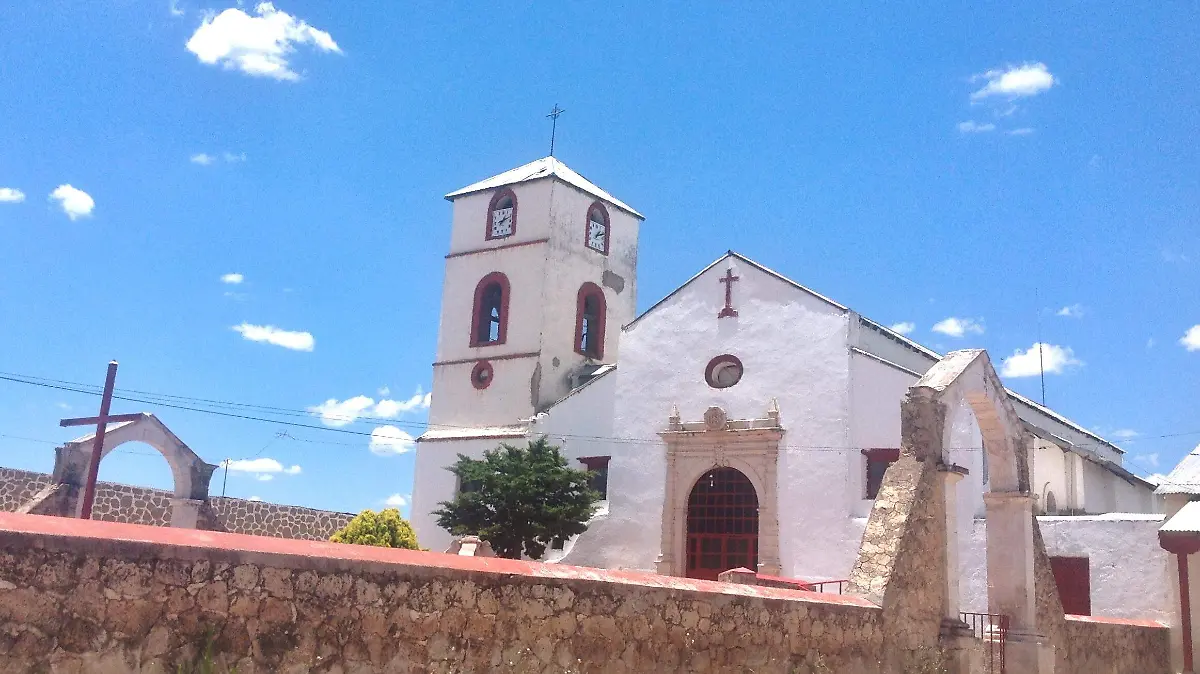 Templo de El Nombre de Jesús, en Carichí