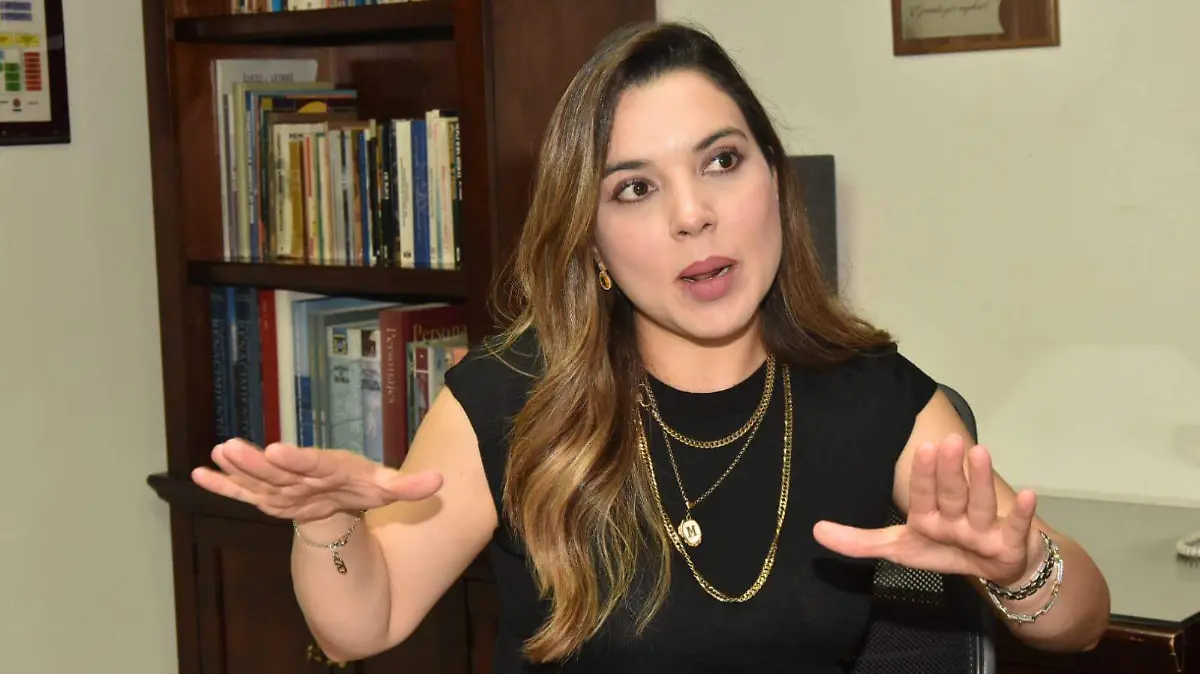 mónica imm riggs