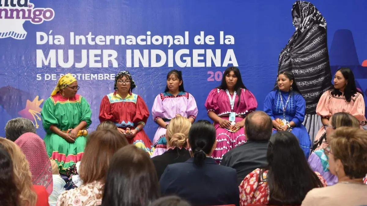Mujeres rarámuri tarahumara indígena 