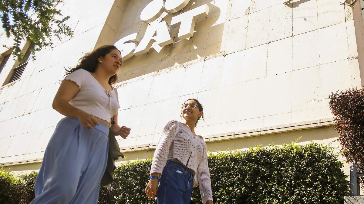 1028104_Declaración anual al SAT oficinas_web