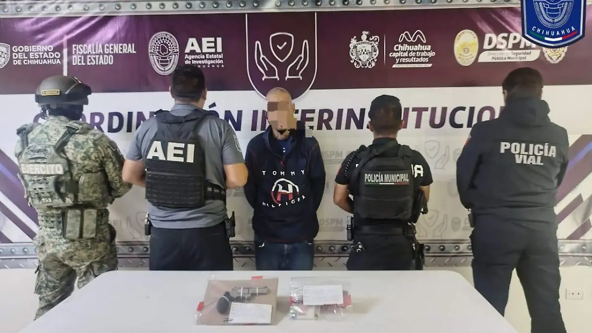 detenido cristal y fuska