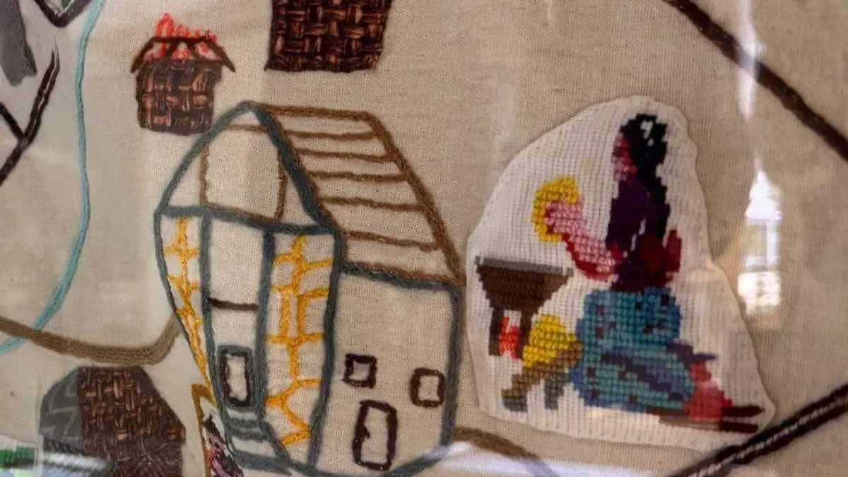 Coloradas de la Virgen bordado desplazamiento forzado 