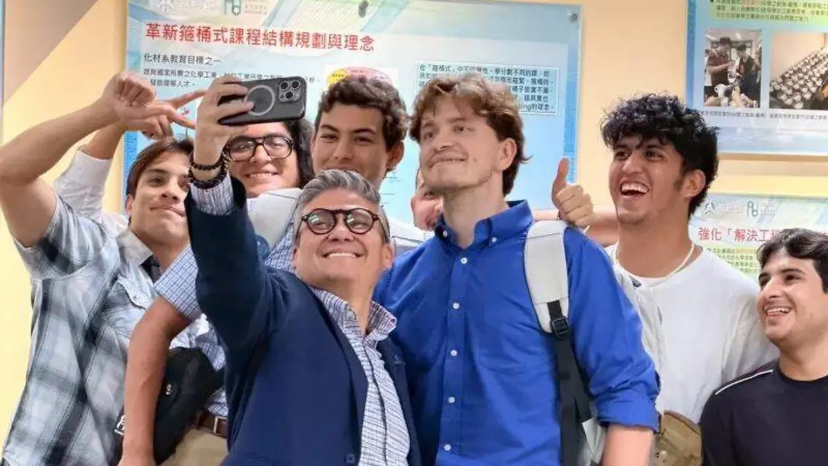 estudiantes chihuahuenses en taiwán