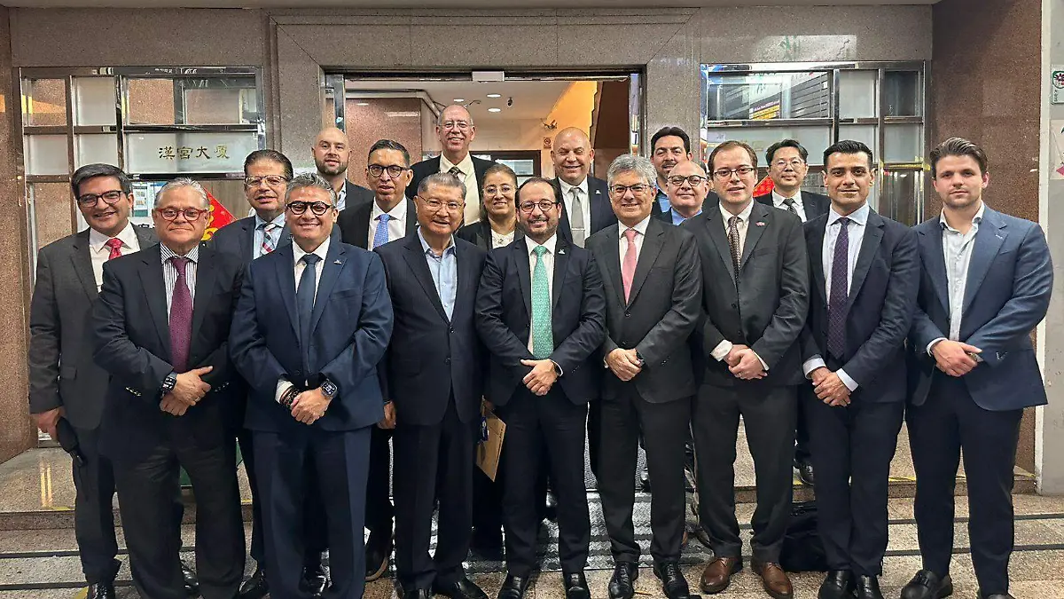 COMITIVA CHIHUAHUENSE EN TAIWÁN