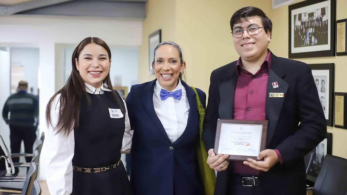 583941026_1182657757384314_3098557650898948041_n