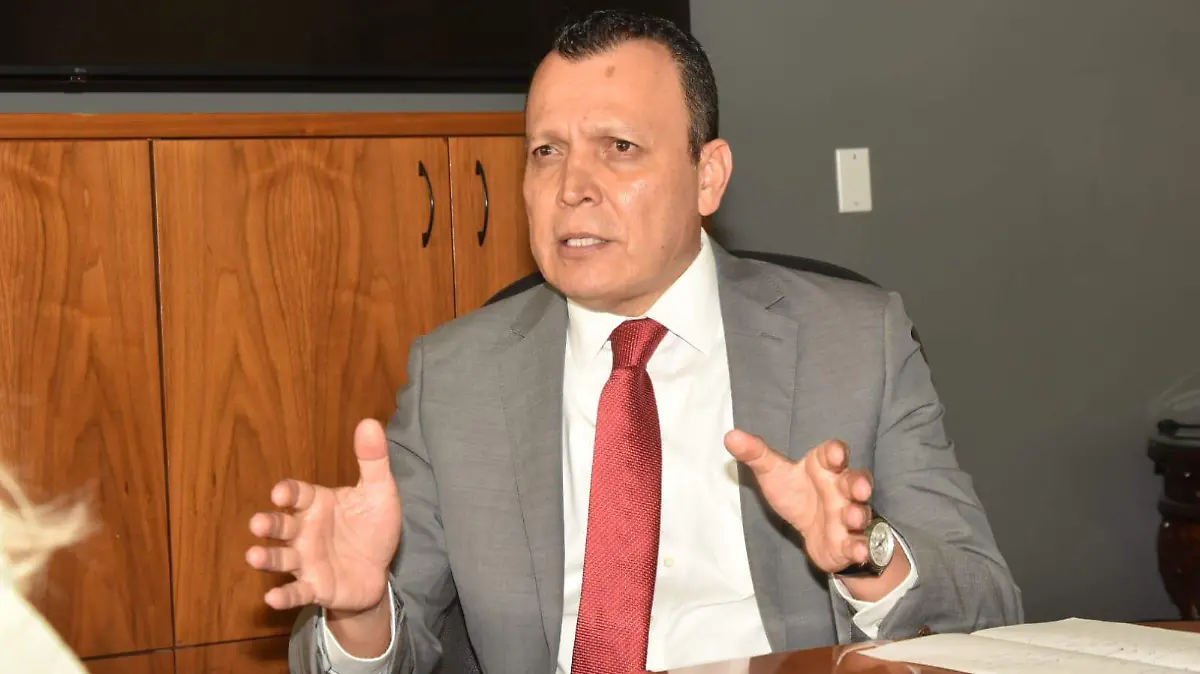 Héctor acosta titular de la ASE