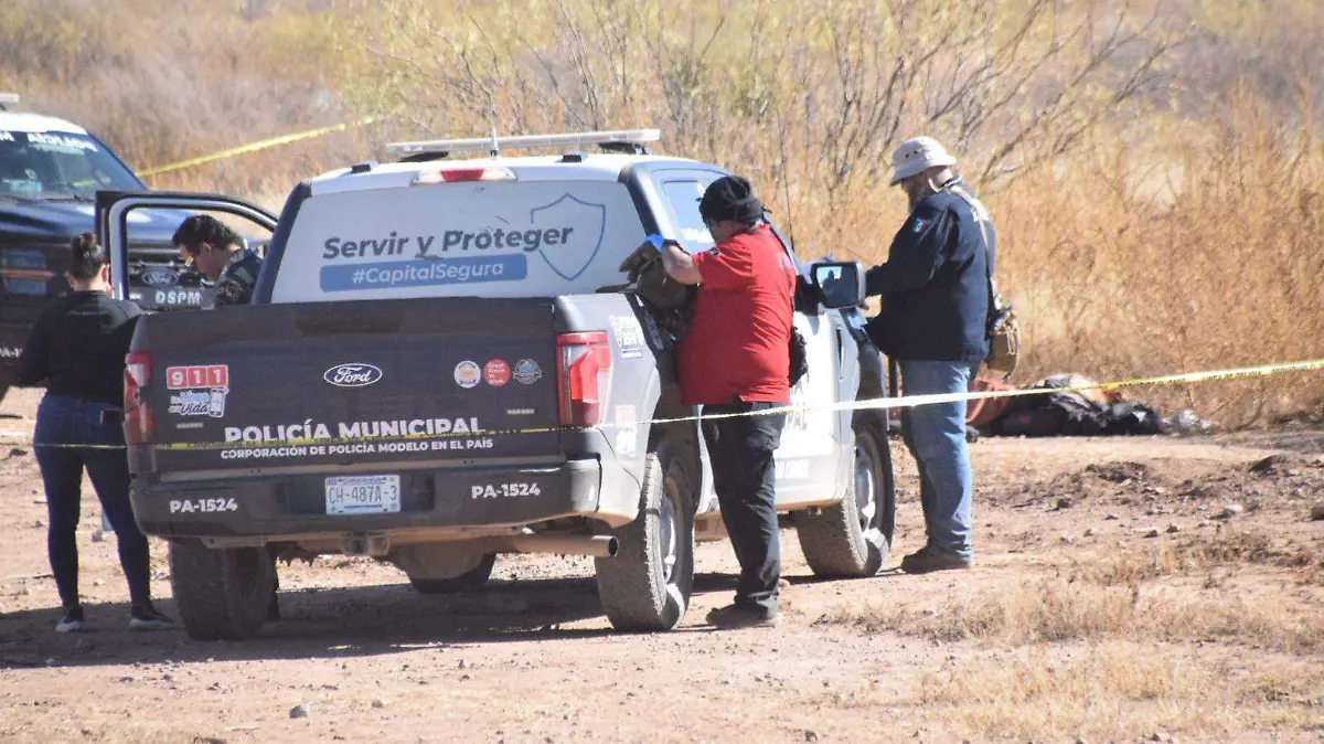 Movilización carrizalillo cuerpos decapitados patrulla policia cordón policial