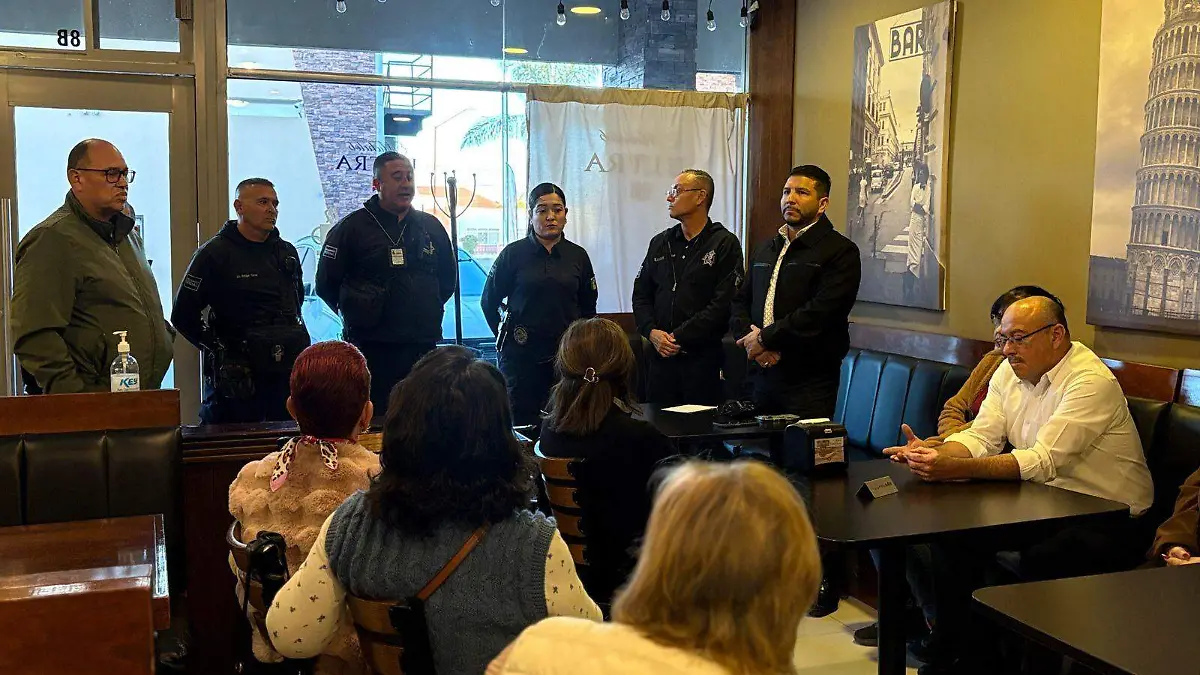 Reunión policías vecinos