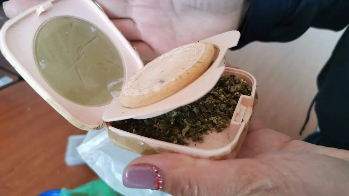 objetos sopsechosos escuelas