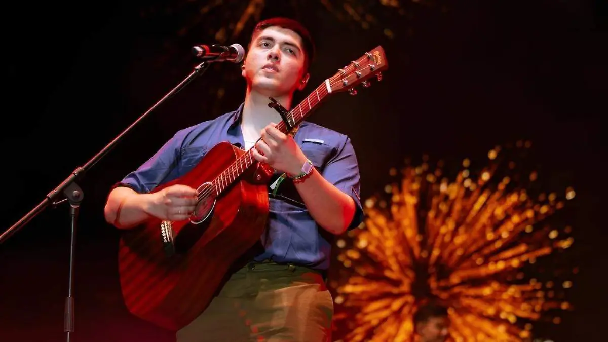 FOTO FACEBOOK KEVIN KAARL (1)