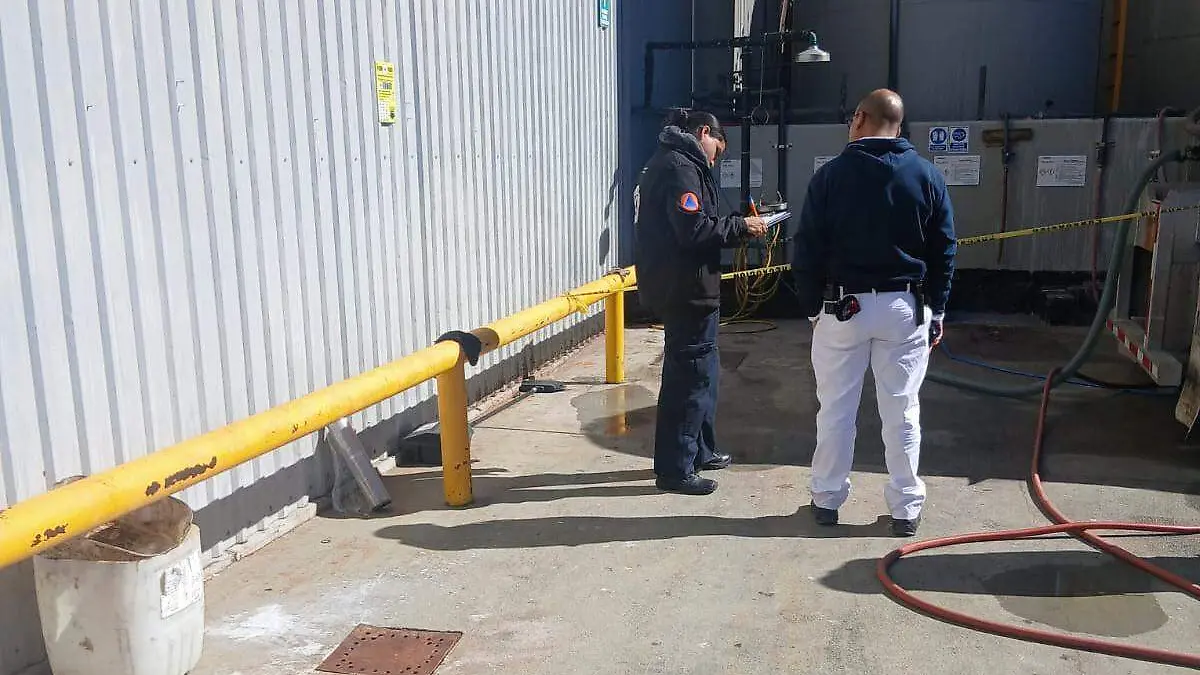 derrame sosa cáustica