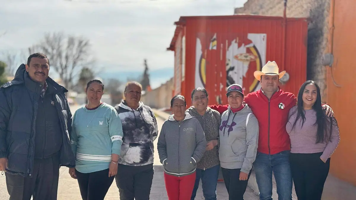 entrega de apoyos valle de zaragoza