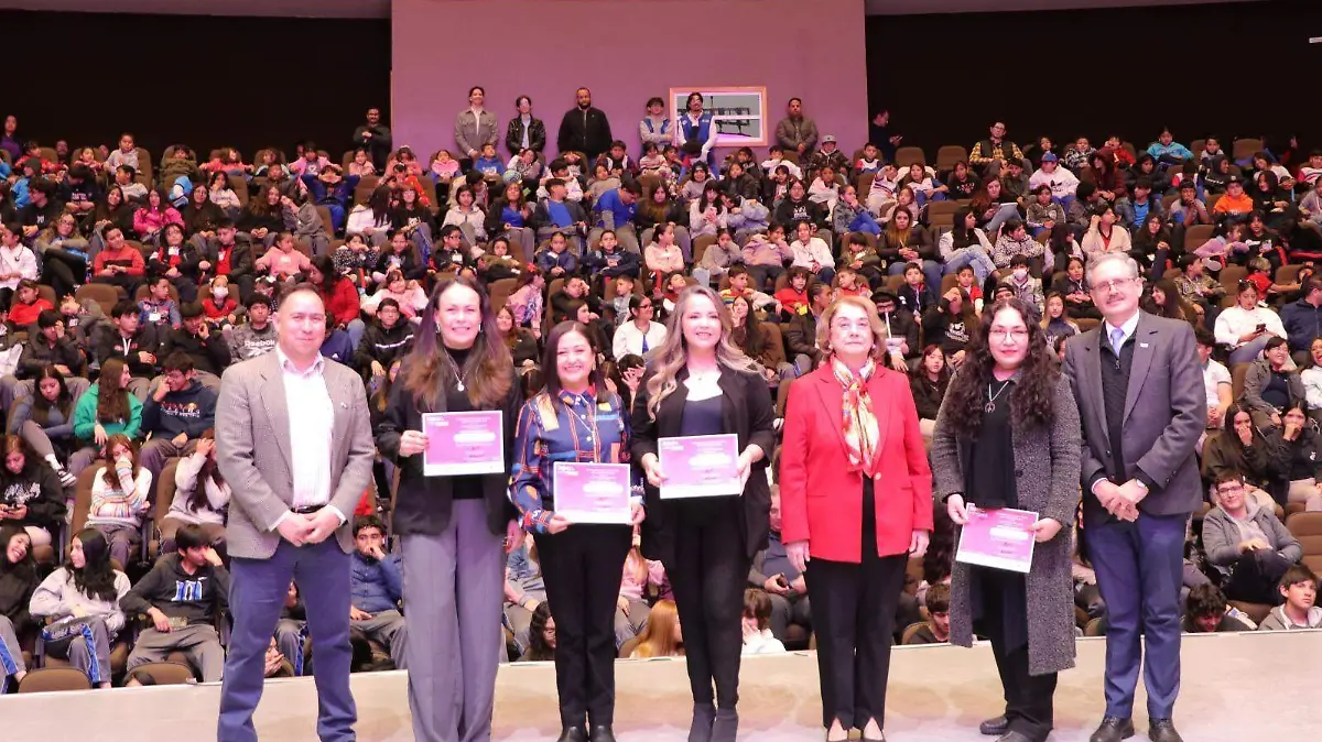 dia de la niña y la mujer en la ciencia
