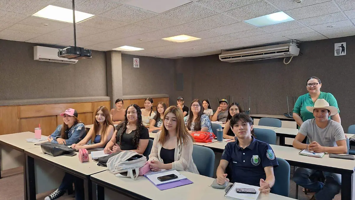 estudiantes universitarios