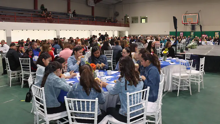 Decenas de socios e invitados asistieron al evento