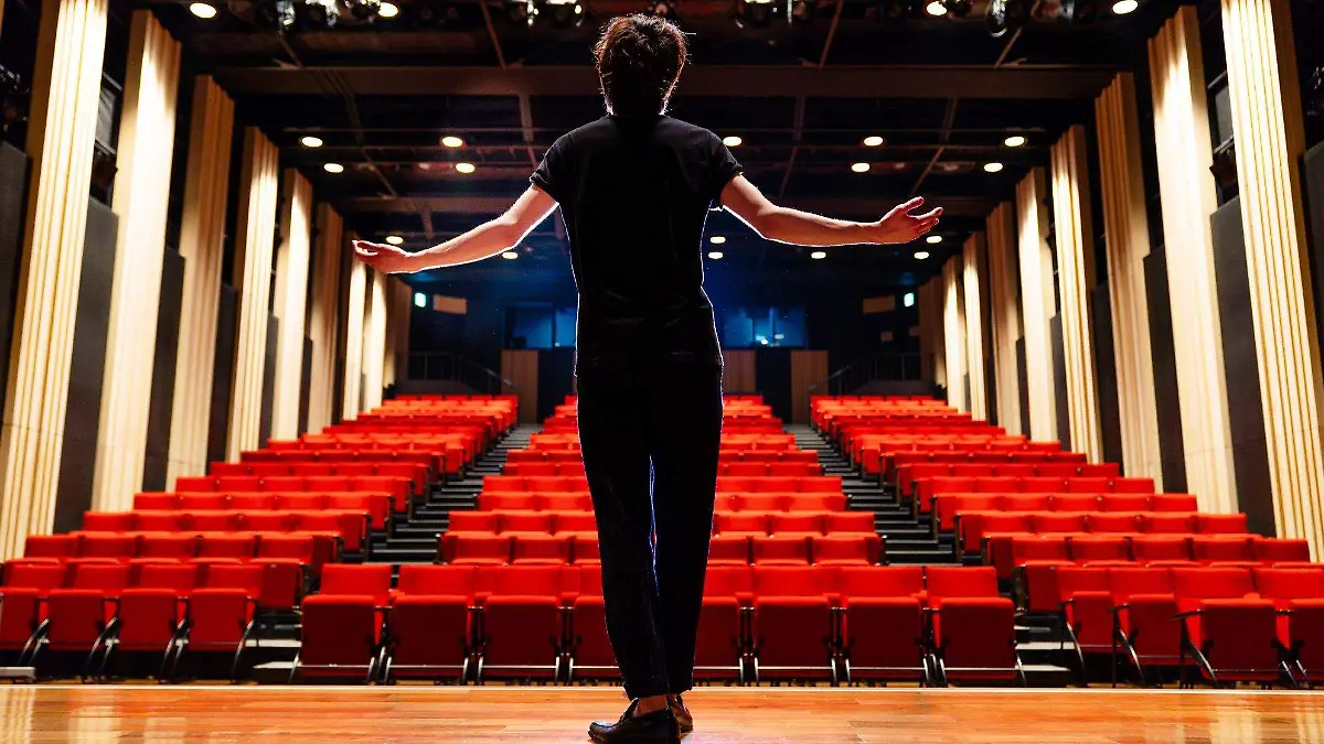 FOTO FACEBOOK ESCUELA DE ARTISTAS