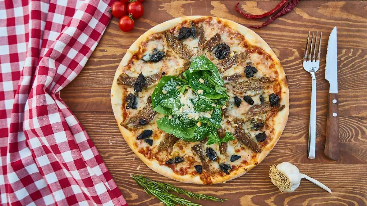 pexels-enginakyurt-1435907