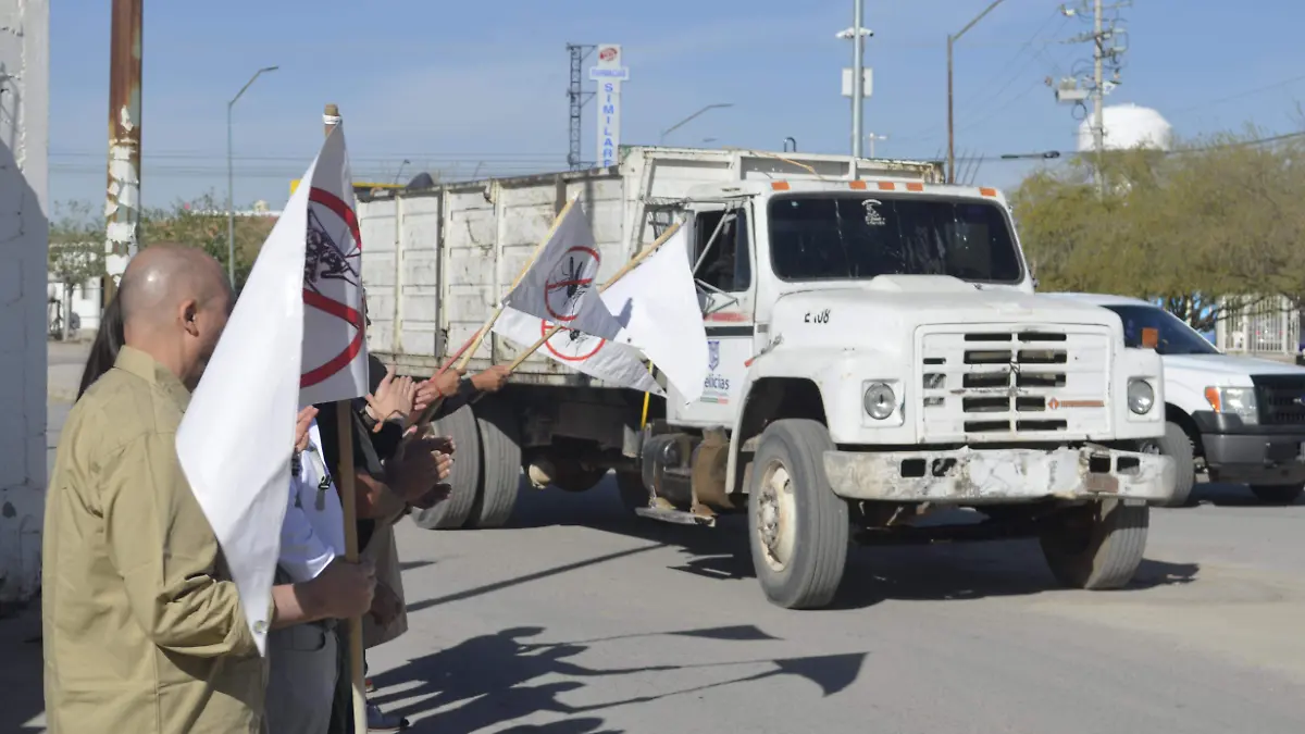 Banderazo campaña limpieza