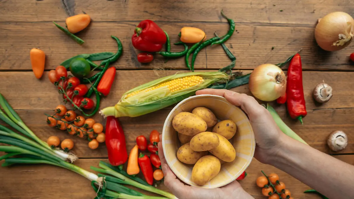 pexels-viktoria-slowikowska-5677726