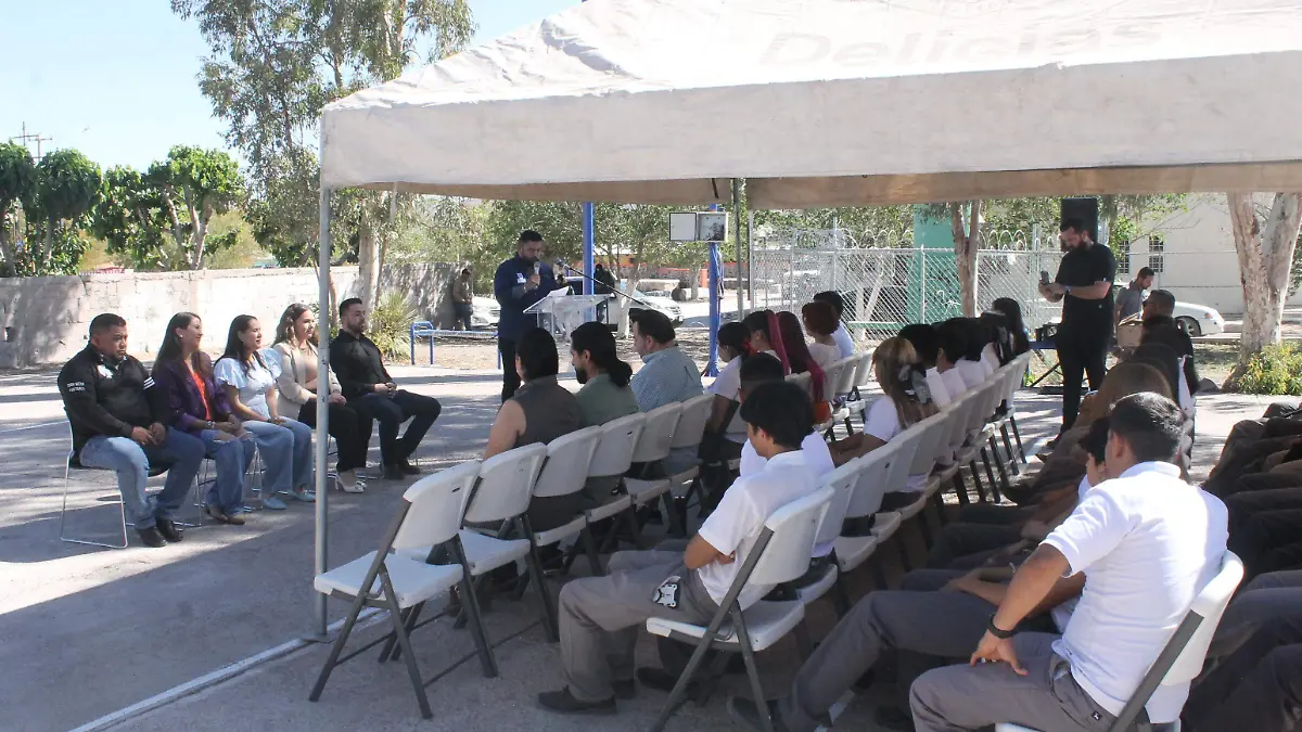 Estudiantes El Alamito