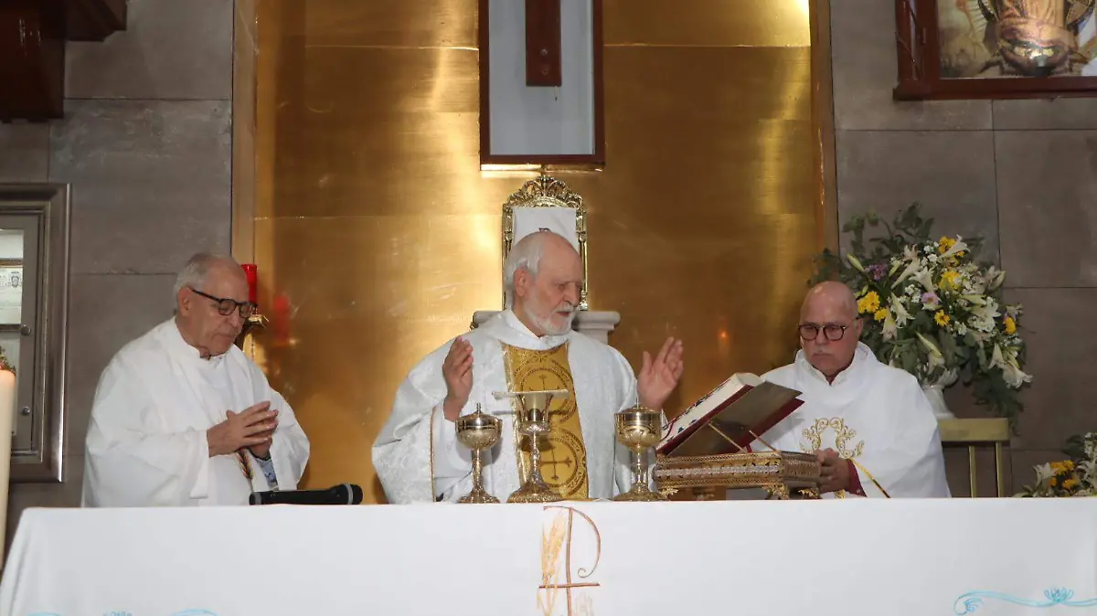 Misa Padre Dizan (2)