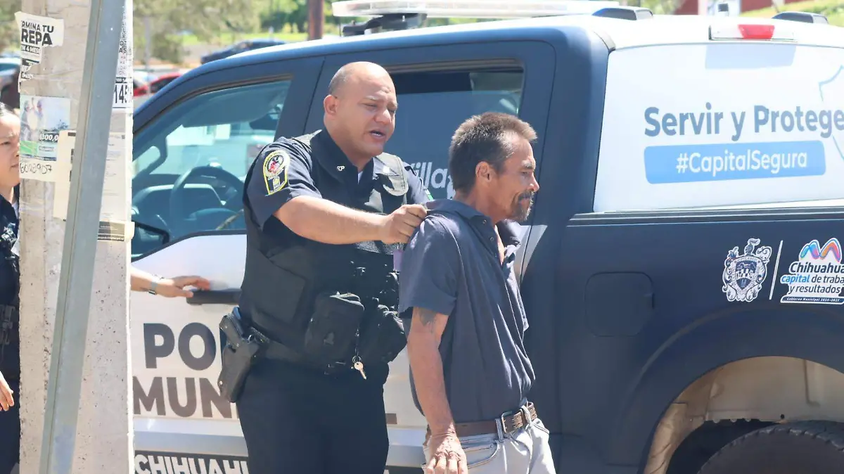 Operativo con detenidos2