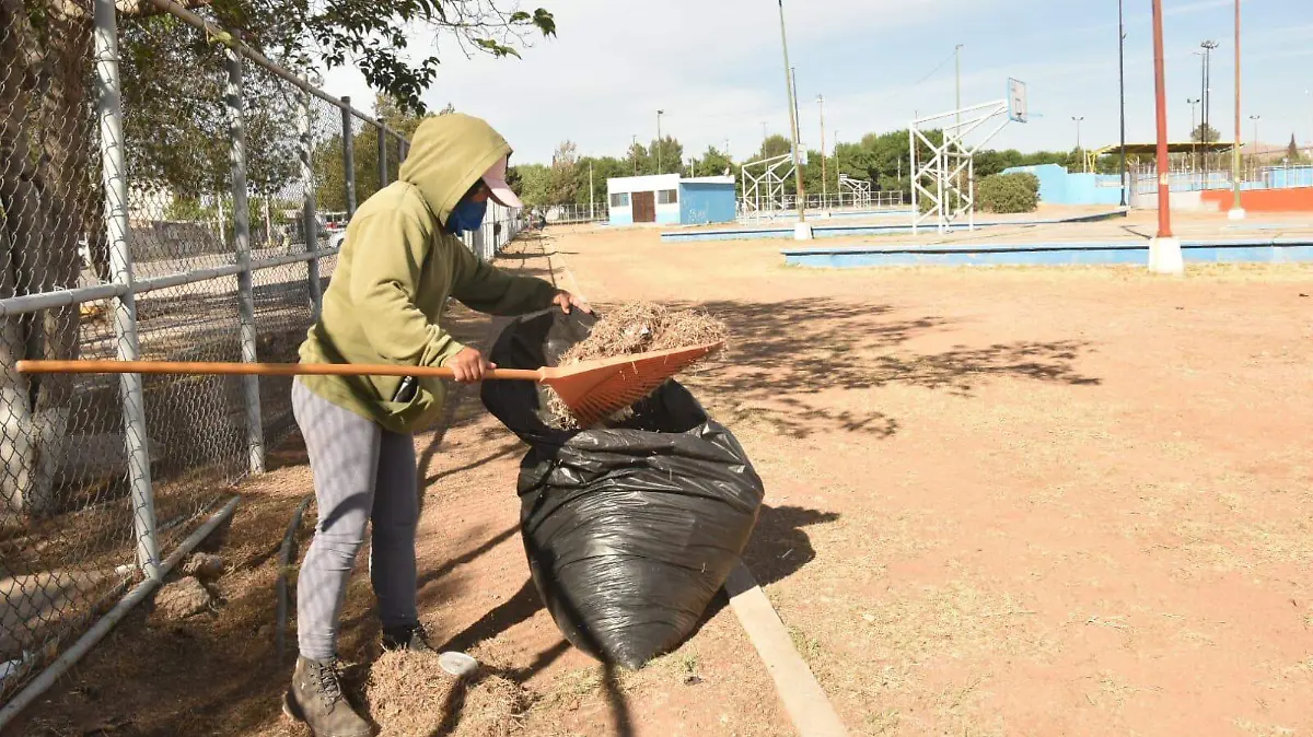 Limpieza en Deportiva Nuevo Milenio (1)