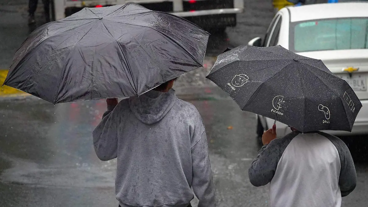 1073645_Lluvia Frente Frio 41_web