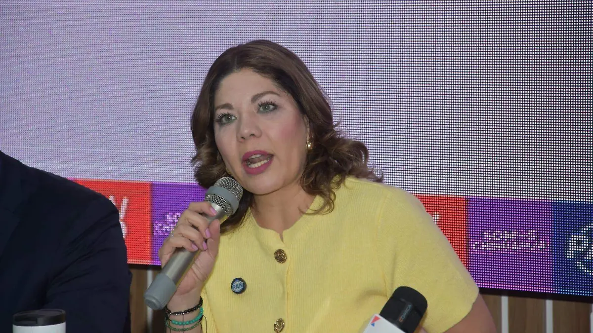 Daniela Álvarez