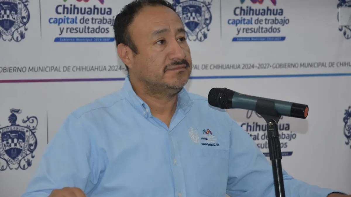 Carlos Rivas Martínez