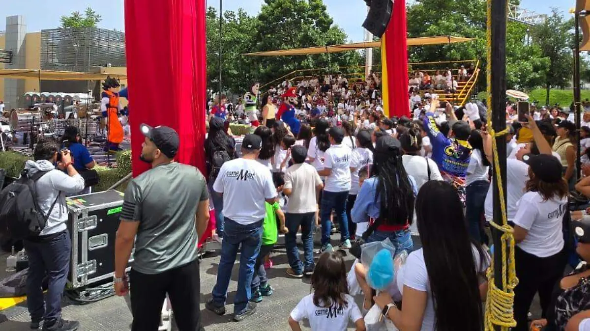 PRINCIPAL Asistieron más de 4 mil personas