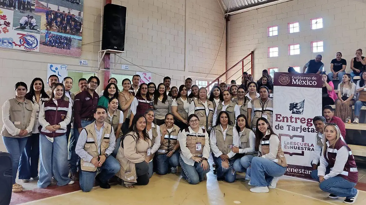 al escuela es nuestra